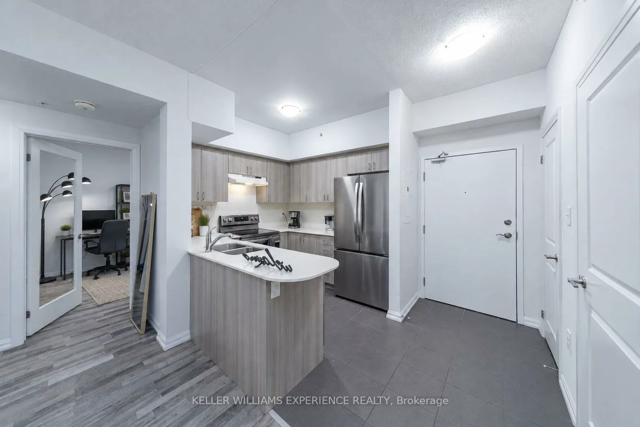 302, Essa, 400 West, Barrie