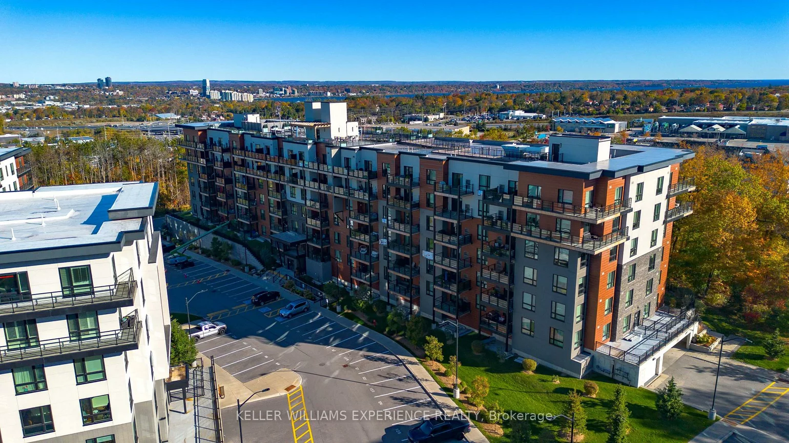 302, Essa, 400 West, Barrie