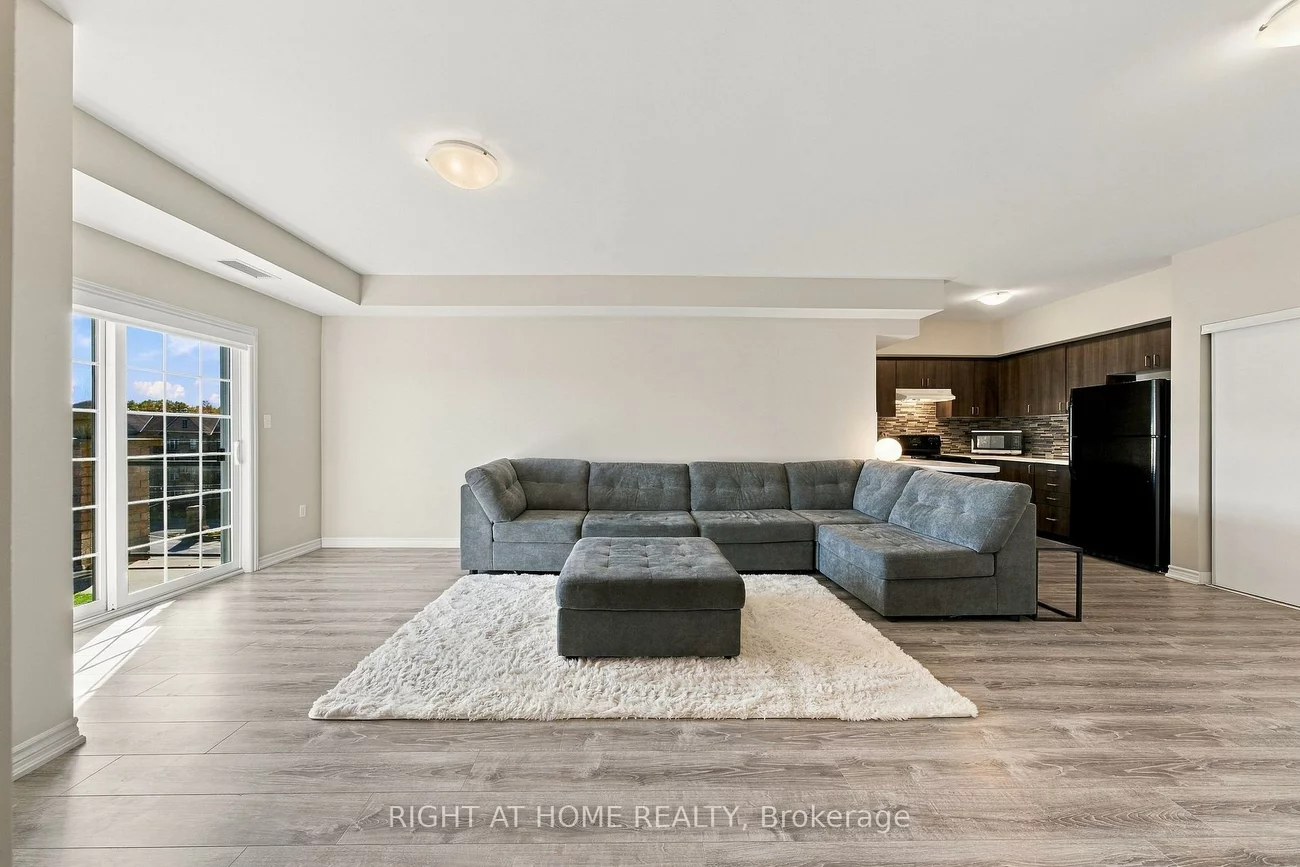 40, Ferndale, Ardagh, Barrie