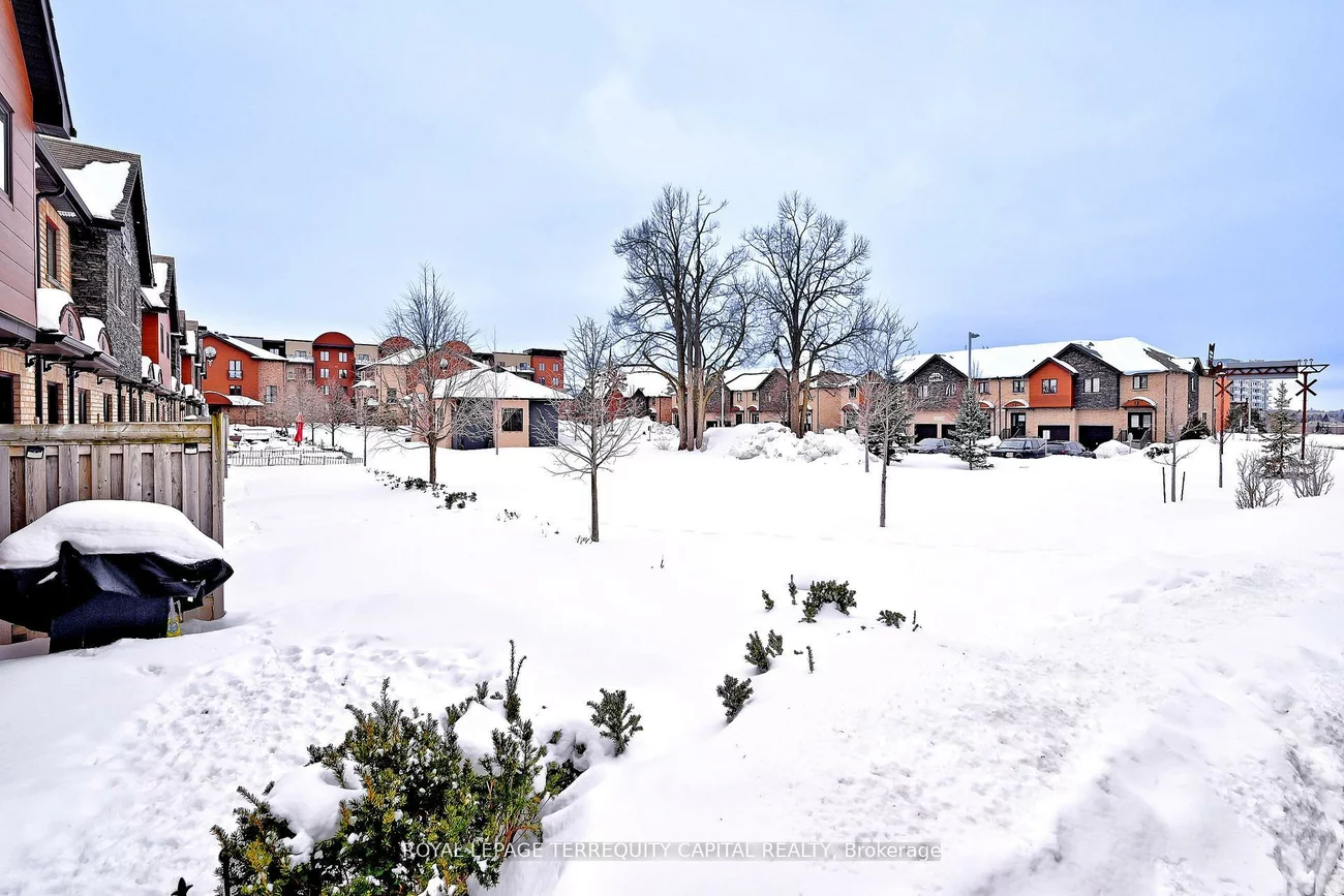 29, Madelaine, Painswick South, Barrie