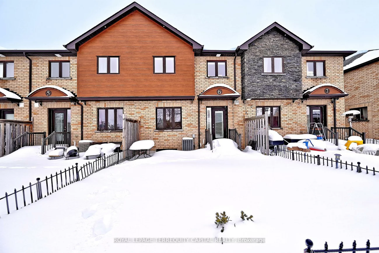 29, Madelaine, Painswick South, Barrie