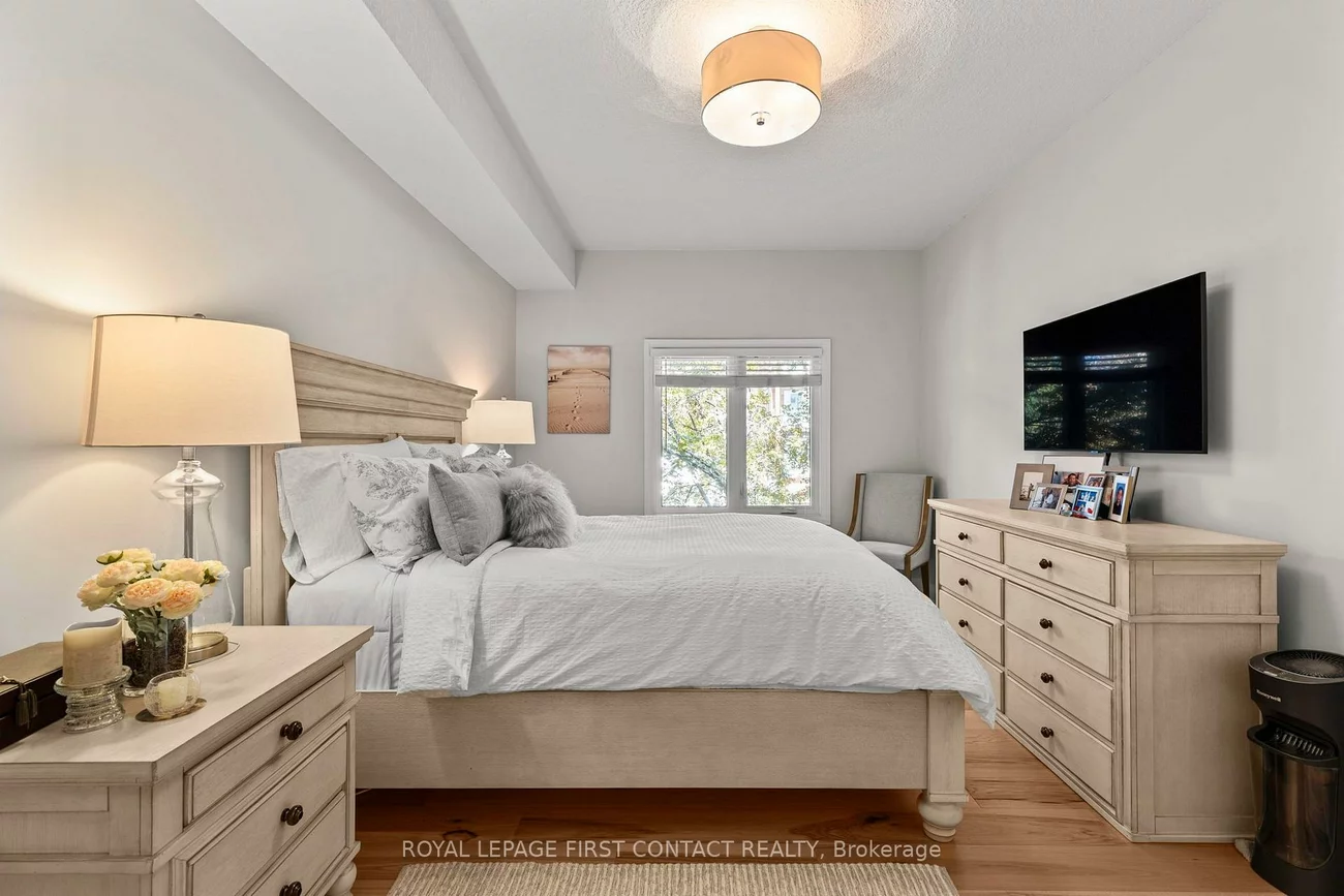 21, Kempenfelt, North Shore, Barrie
