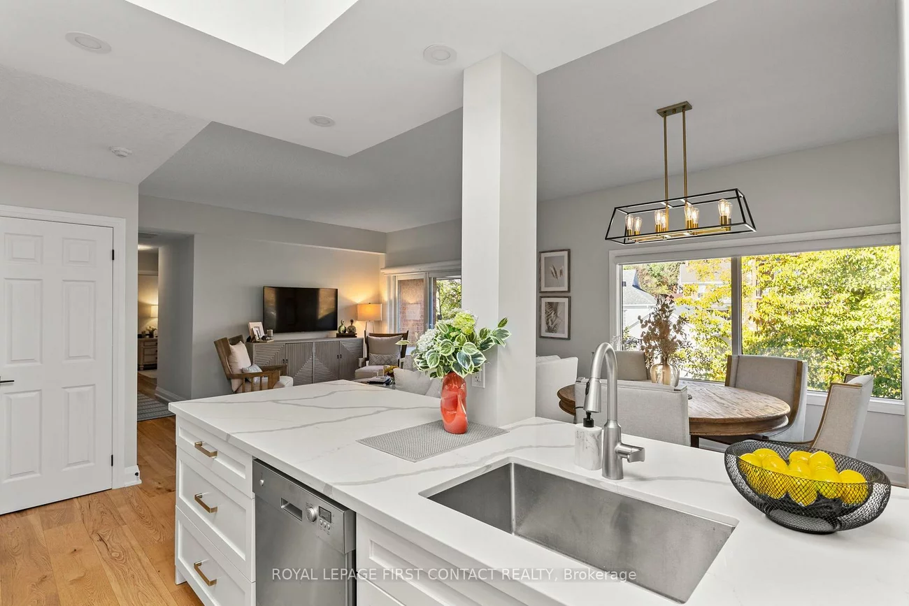 21, Kempenfelt, North Shore, Barrie