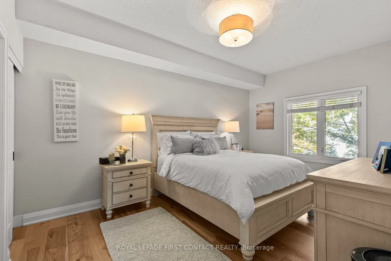21, Kempenfelt, North Shore, Barrie