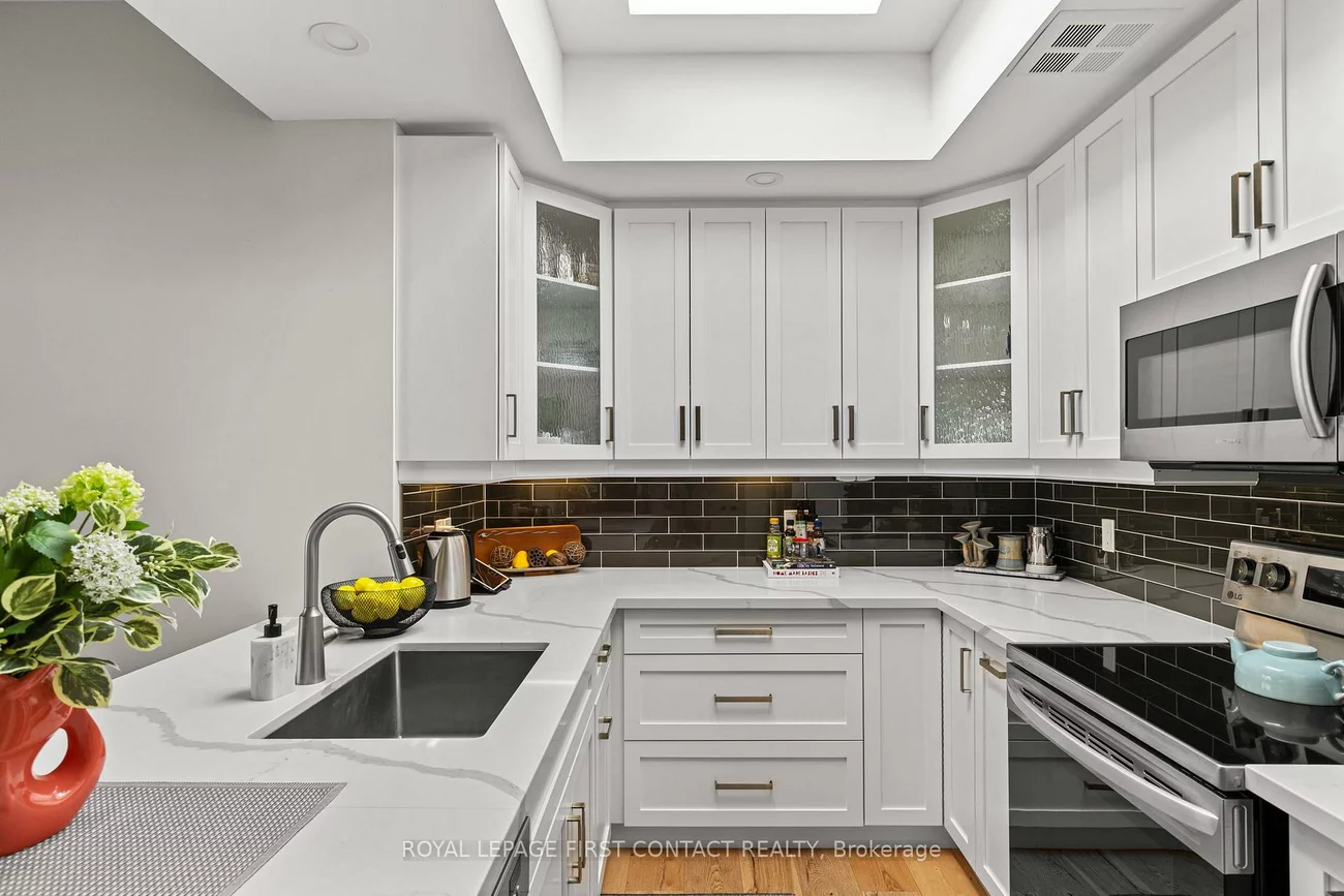 21, Kempenfelt, North Shore, Barrie