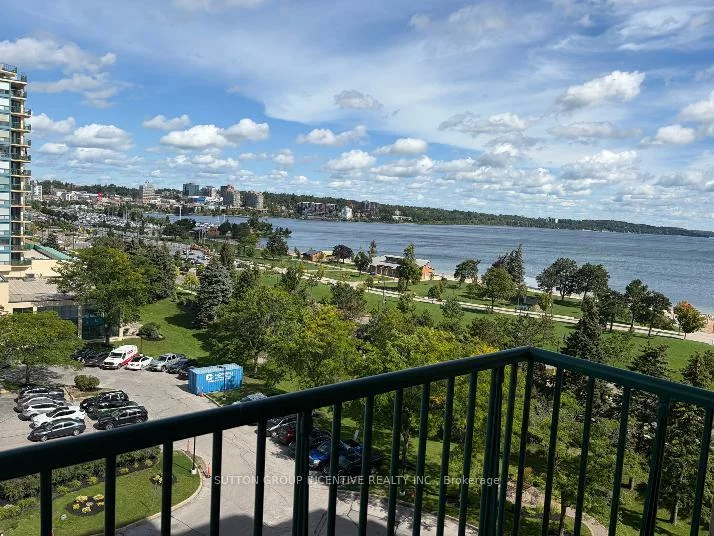 75, Ellen, City Centre, Barrie
