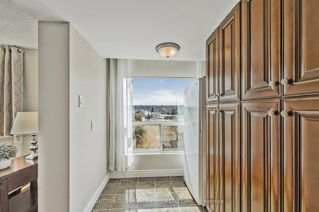 75, Ellen, Lakeshore, Barrie
