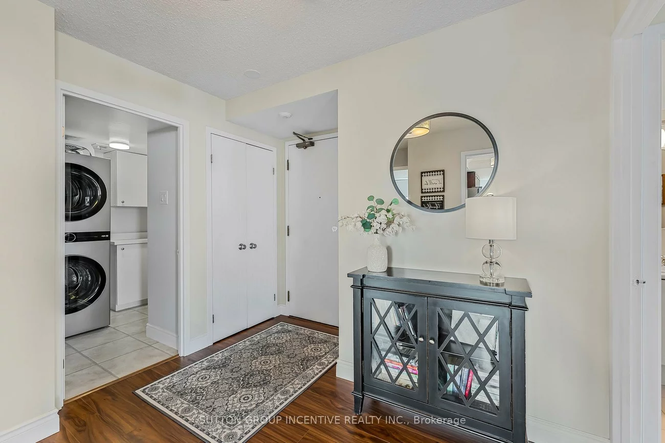 75, Ellen, Lakeshore, Barrie