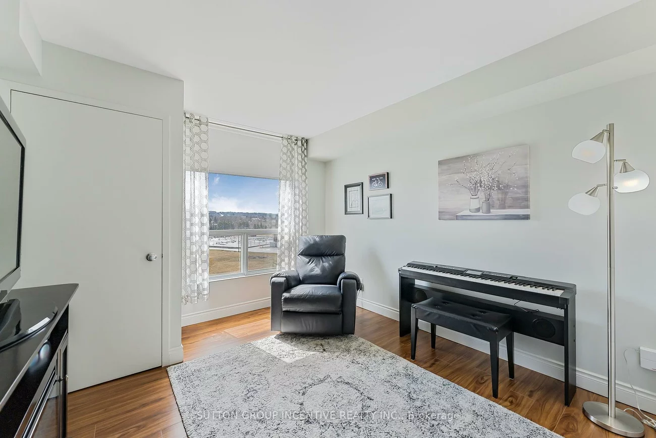 75, Ellen, Lakeshore, Barrie
