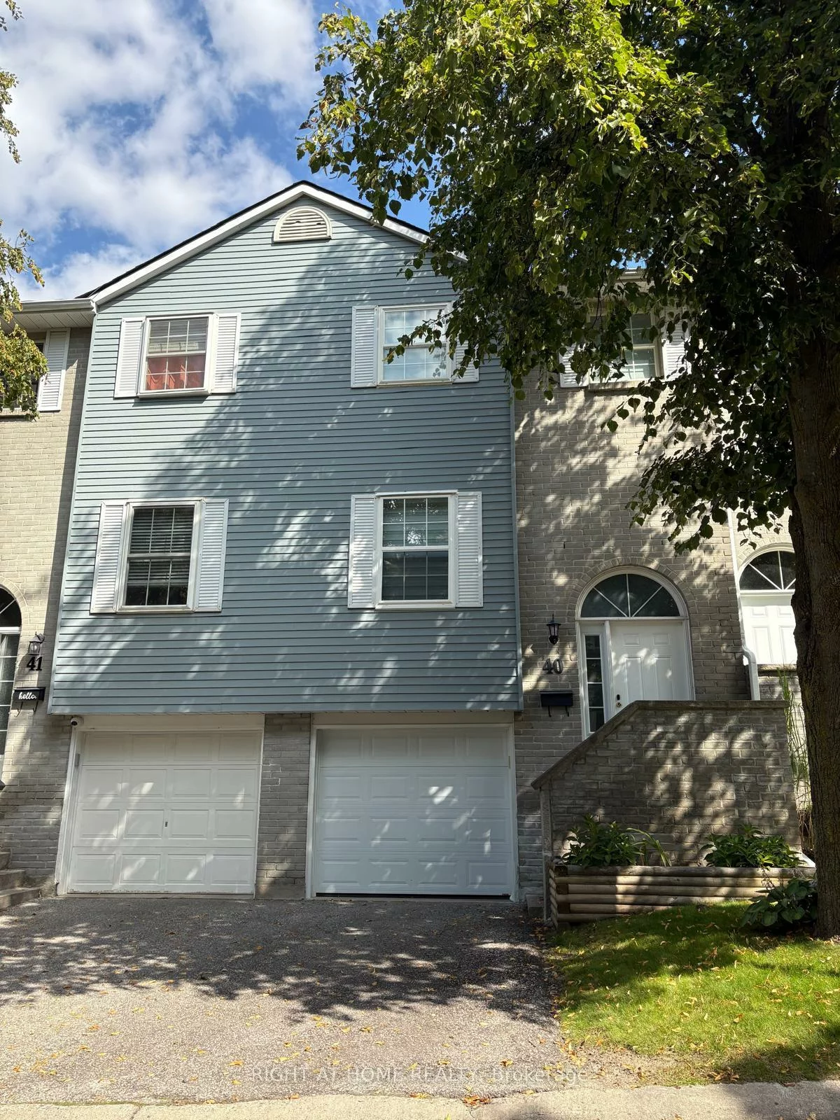 40, Harmony, Bradford, Bradford West Gwillimbury