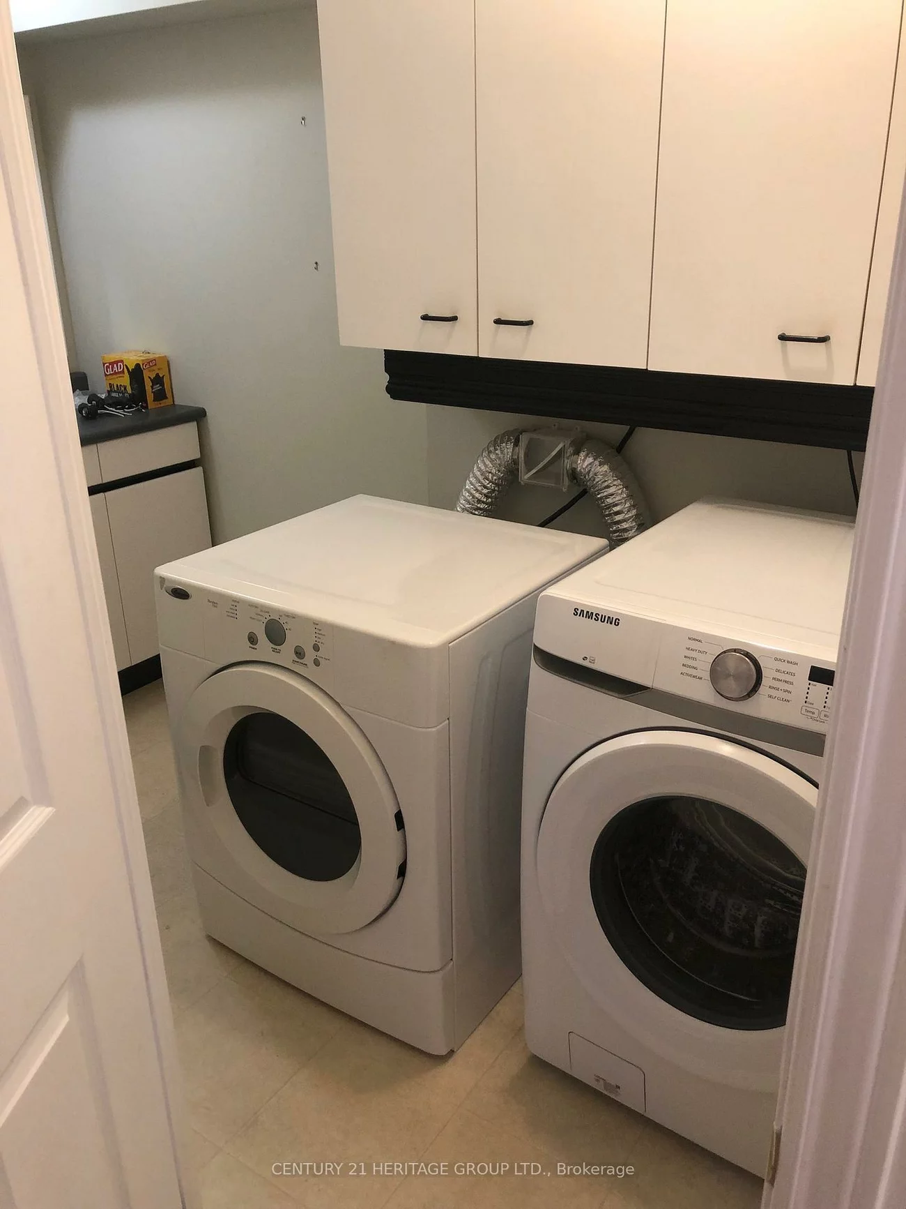 200, Holland, Bradford, Bradford West Gwillimbury