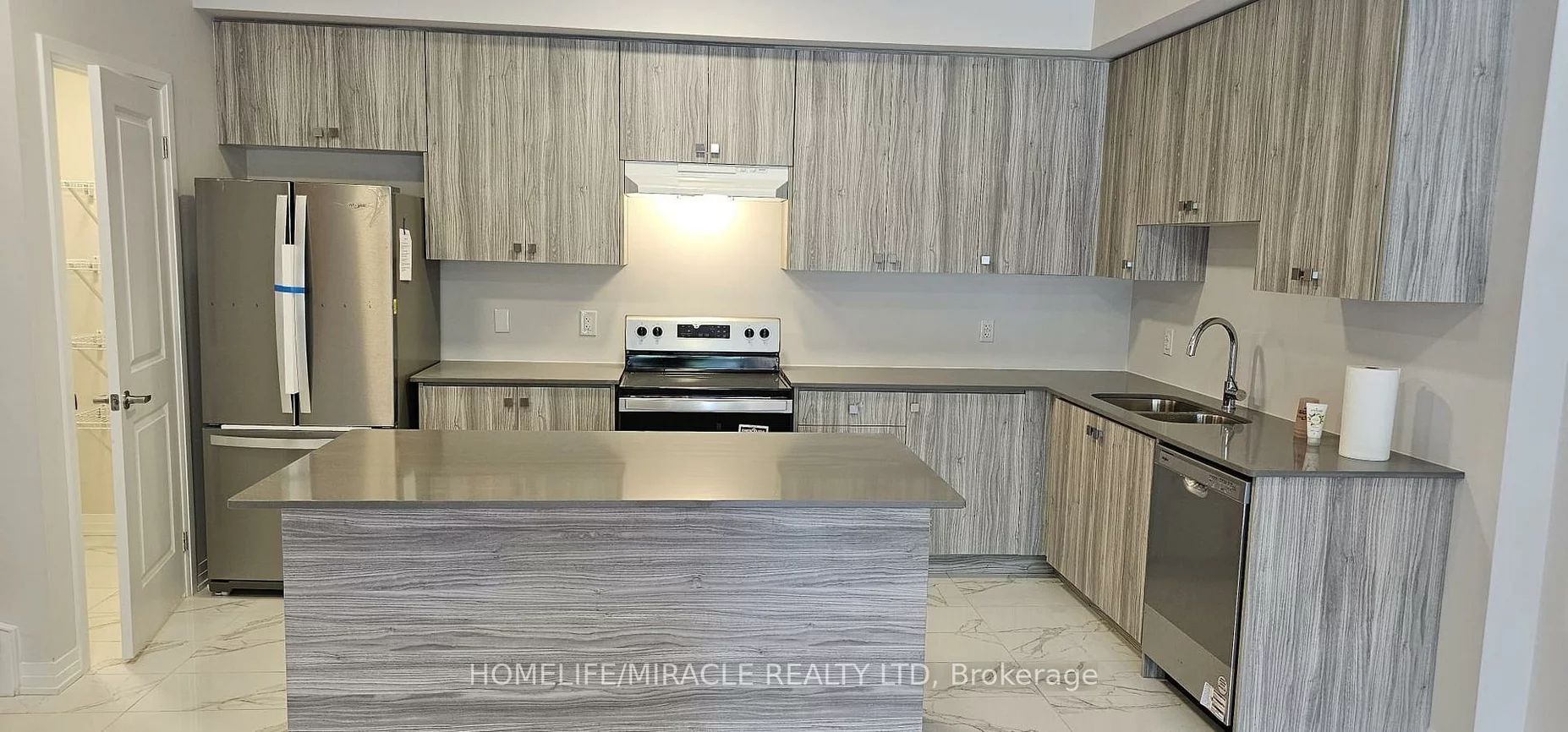 50, Baynes, Bradford, Bradford West Gwillimbury