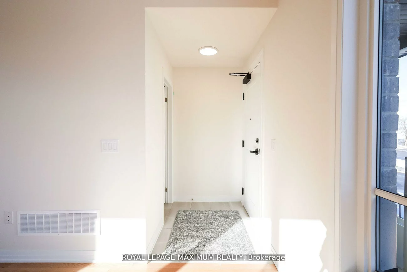 11, Baynes, Bradford, Bradford West Gwillimbury