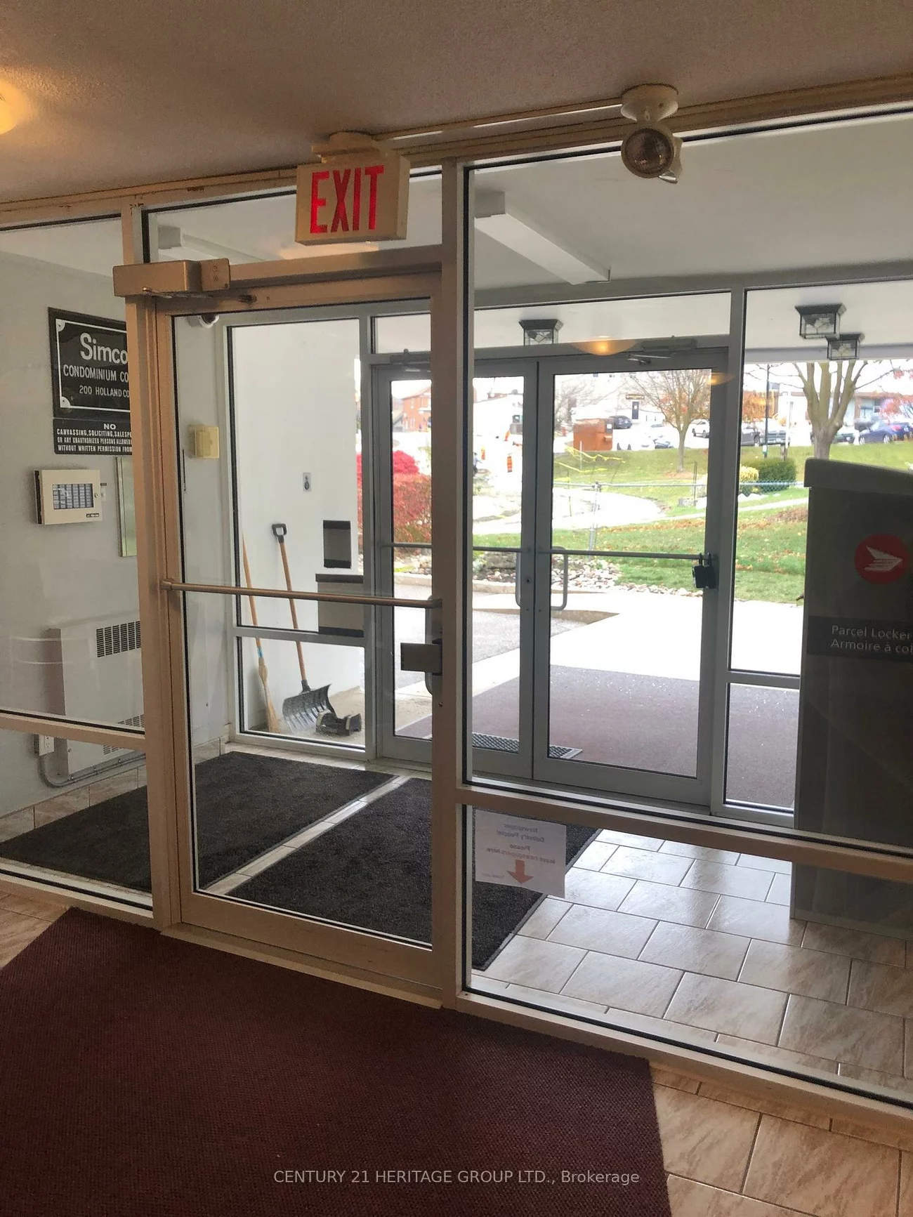 200, Holland, Bradford, Bradford West Gwillimbury