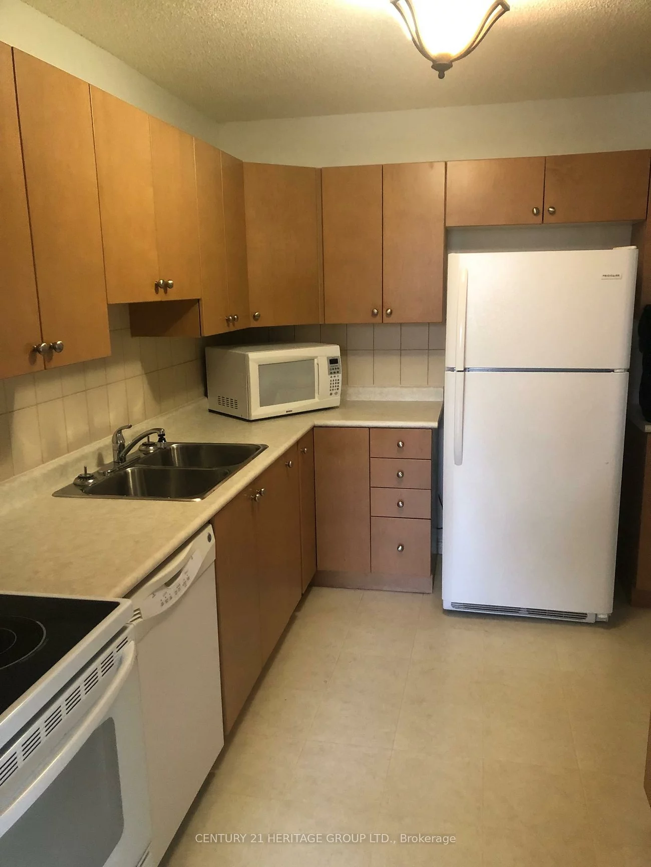 200, Holland, Bradford, Bradford West Gwillimbury