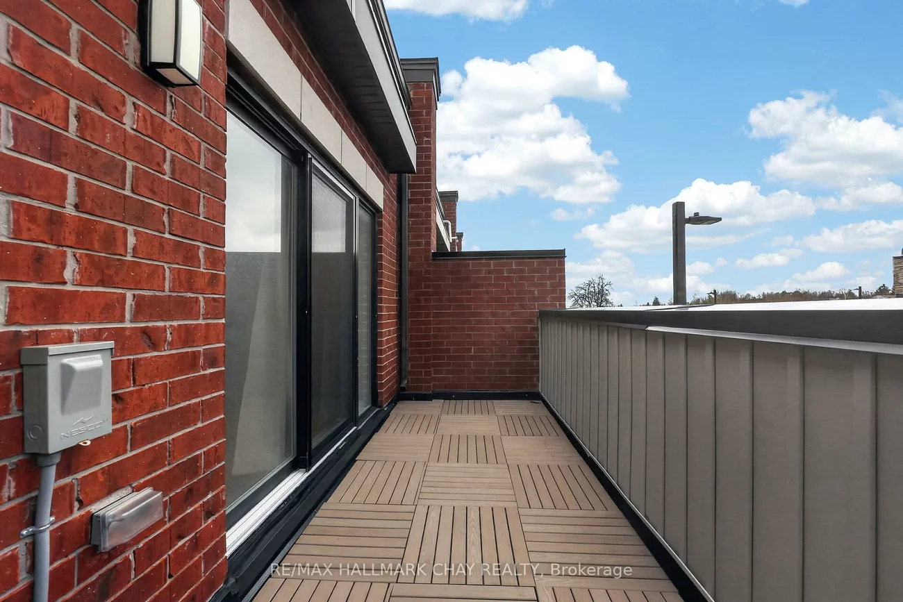 200, Dissette, Bradford, Bradford West Gwillimbury