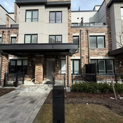 60, Baynes, Bradford, Bradford West Gwillimbury