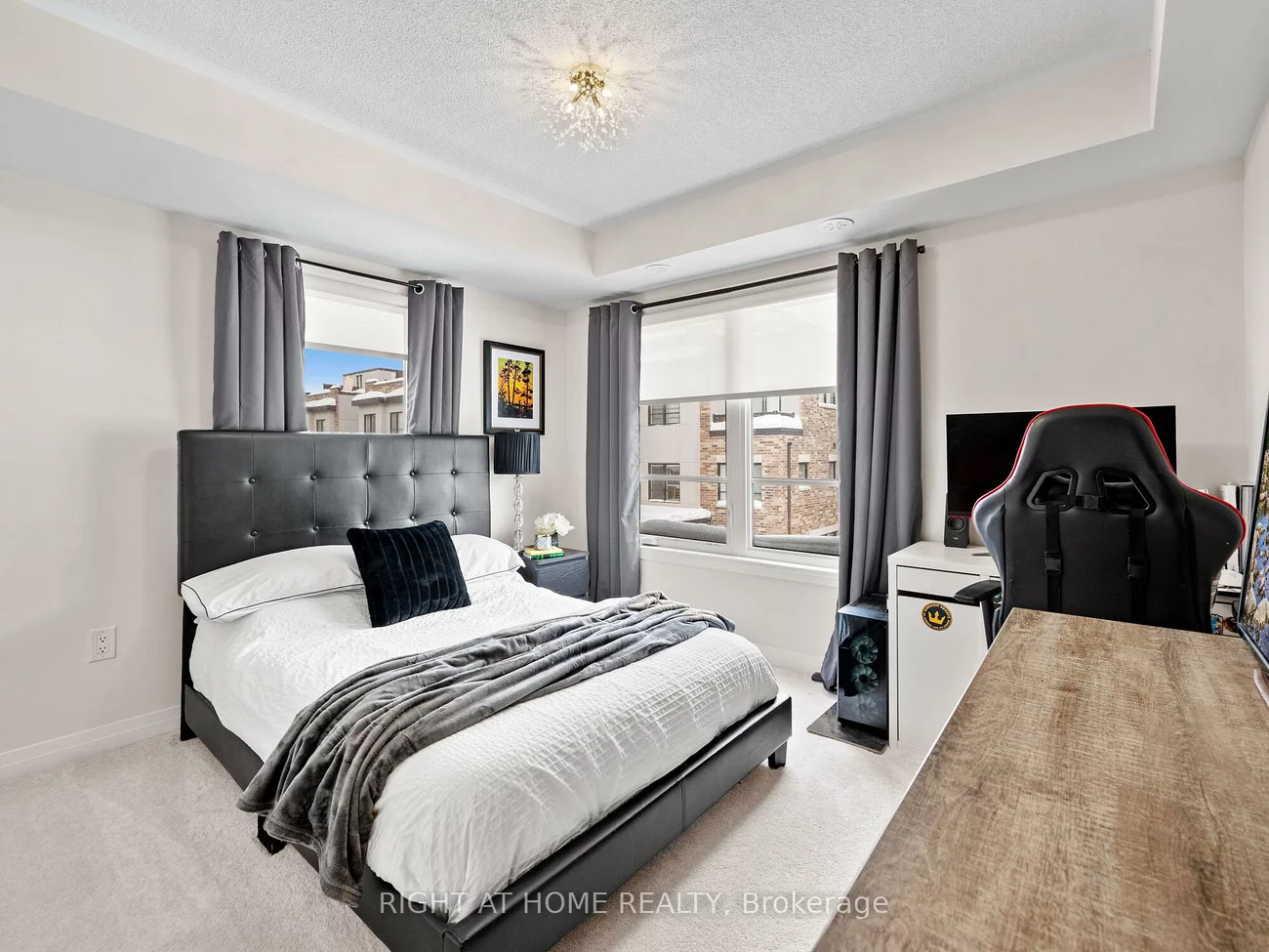 8-50, Baynes, Bradford, Bradford West Gwillimbury