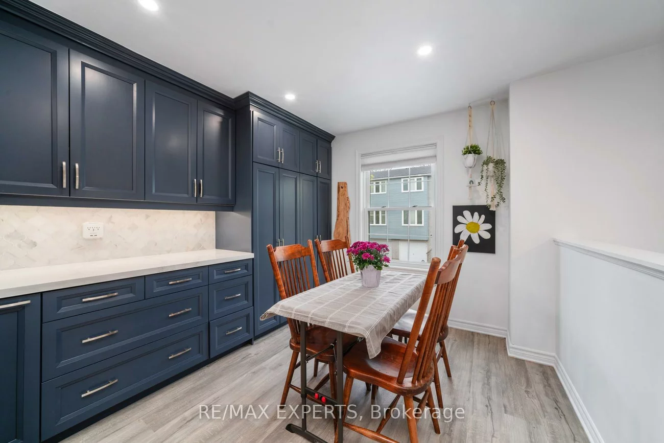 43, Harmony, Bradford, Bradford West Gwillimbury