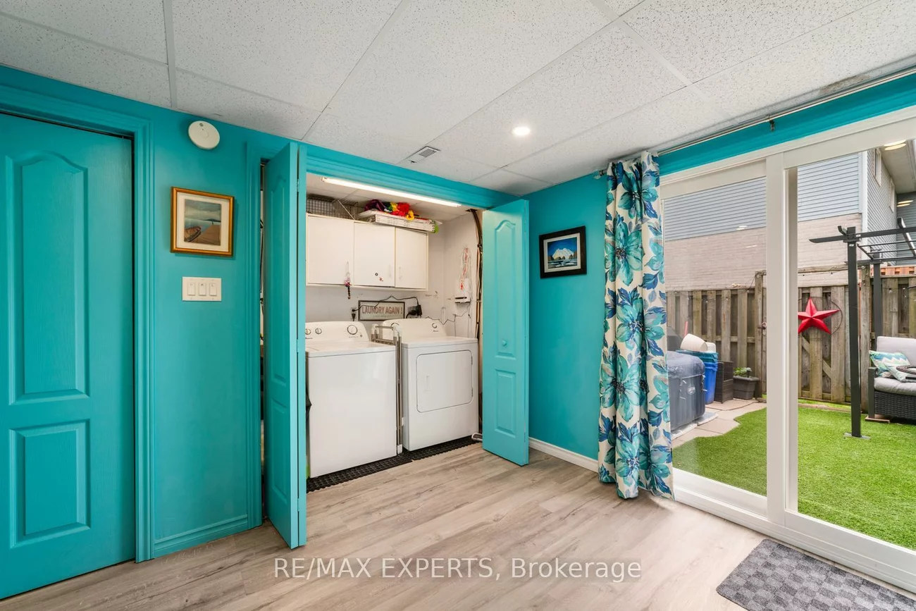 43, Harmony, Bradford, Bradford West Gwillimbury