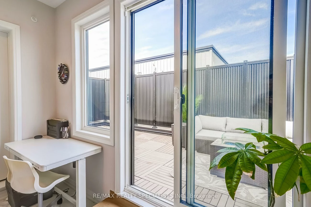 50, Baynes, Bradford, Bradford West Gwillimbury