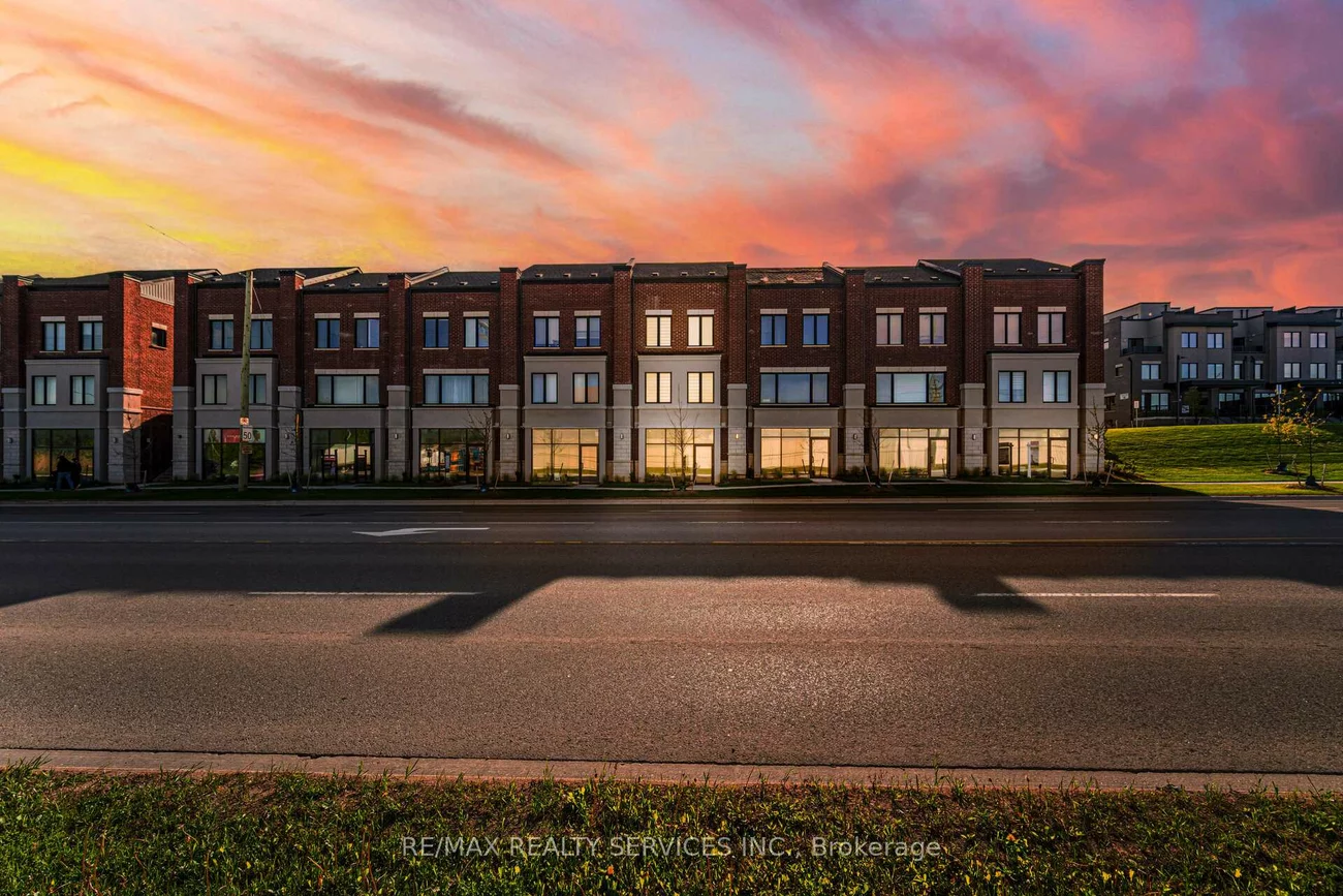 220, Dissette, Bradford, Bradford West Gwillimbury