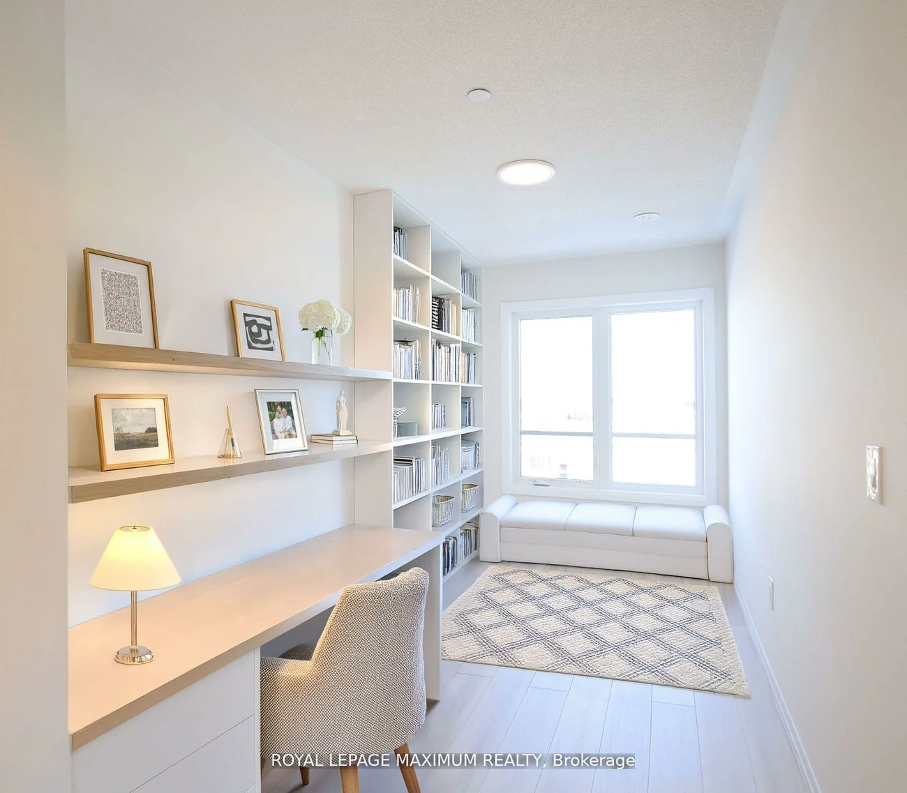 11, Baynes, Bradford, Bradford West Gwillimbury