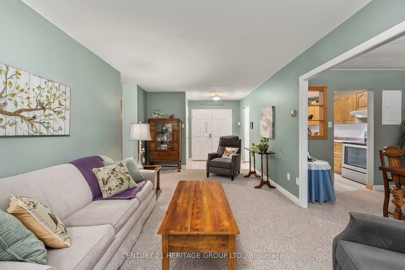 200, Holland, Bradford, Bradford West Gwillimbury