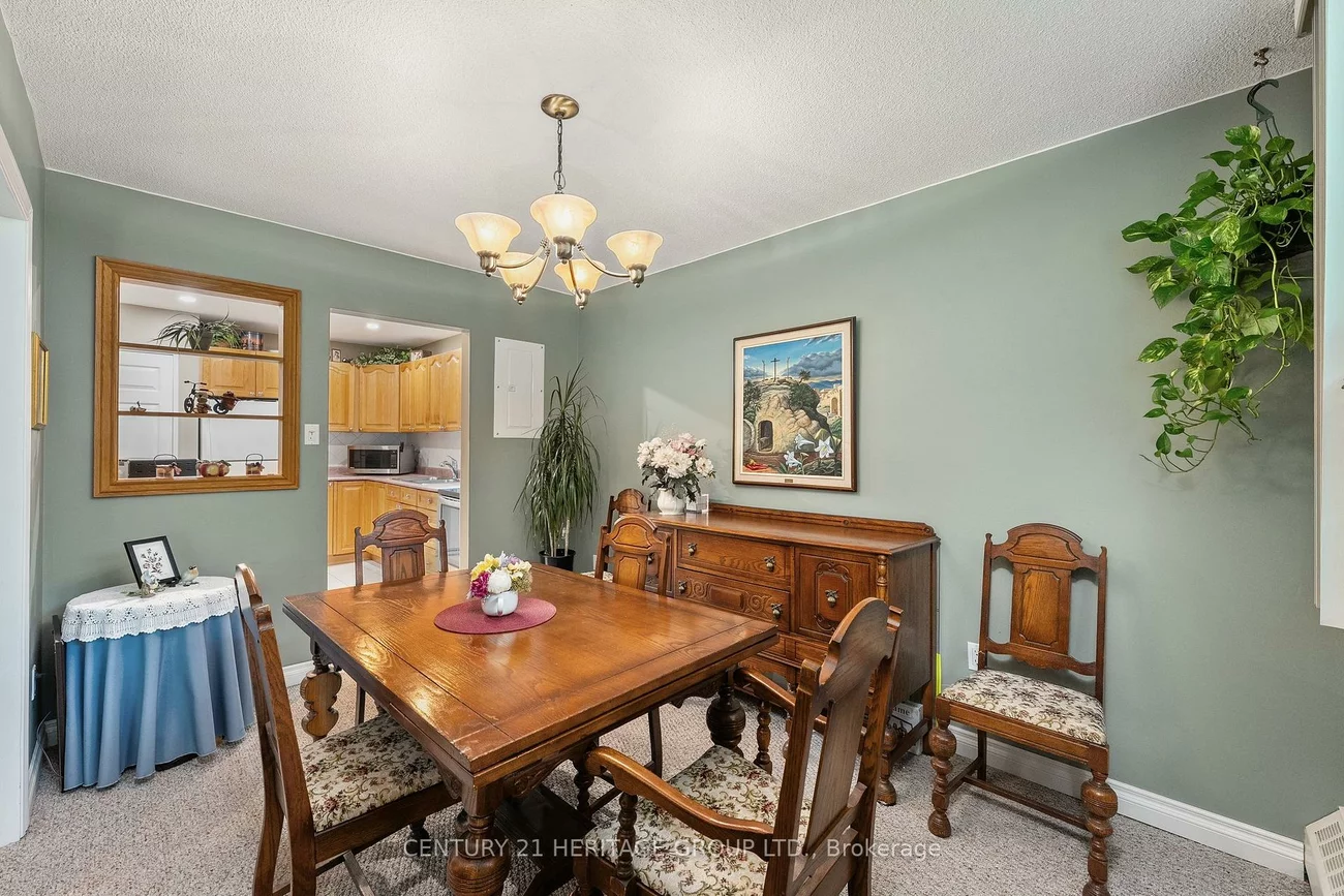 200, Holland, Bradford, Bradford West Gwillimbury