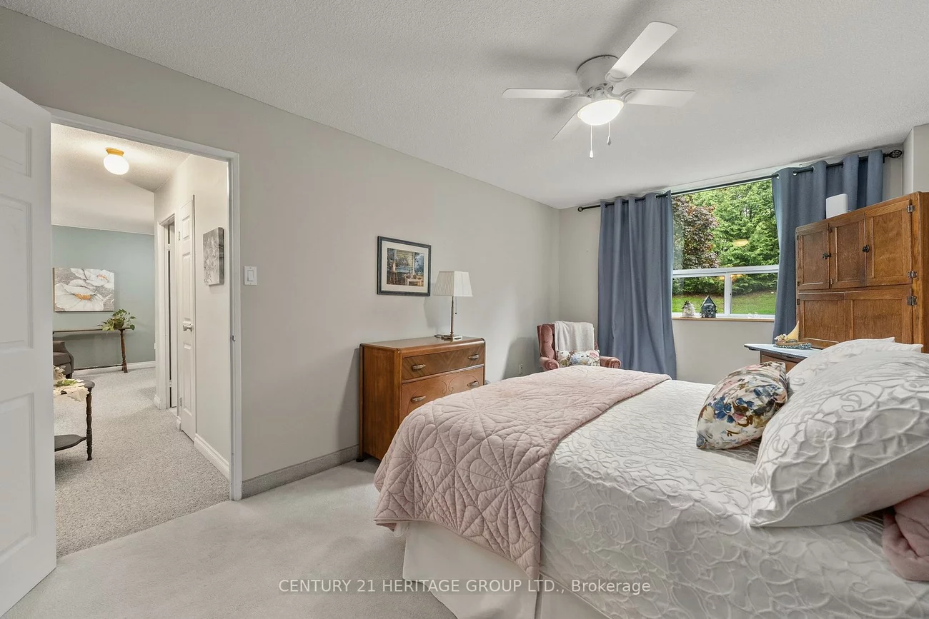 200, Holland, Bradford, Bradford West Gwillimbury