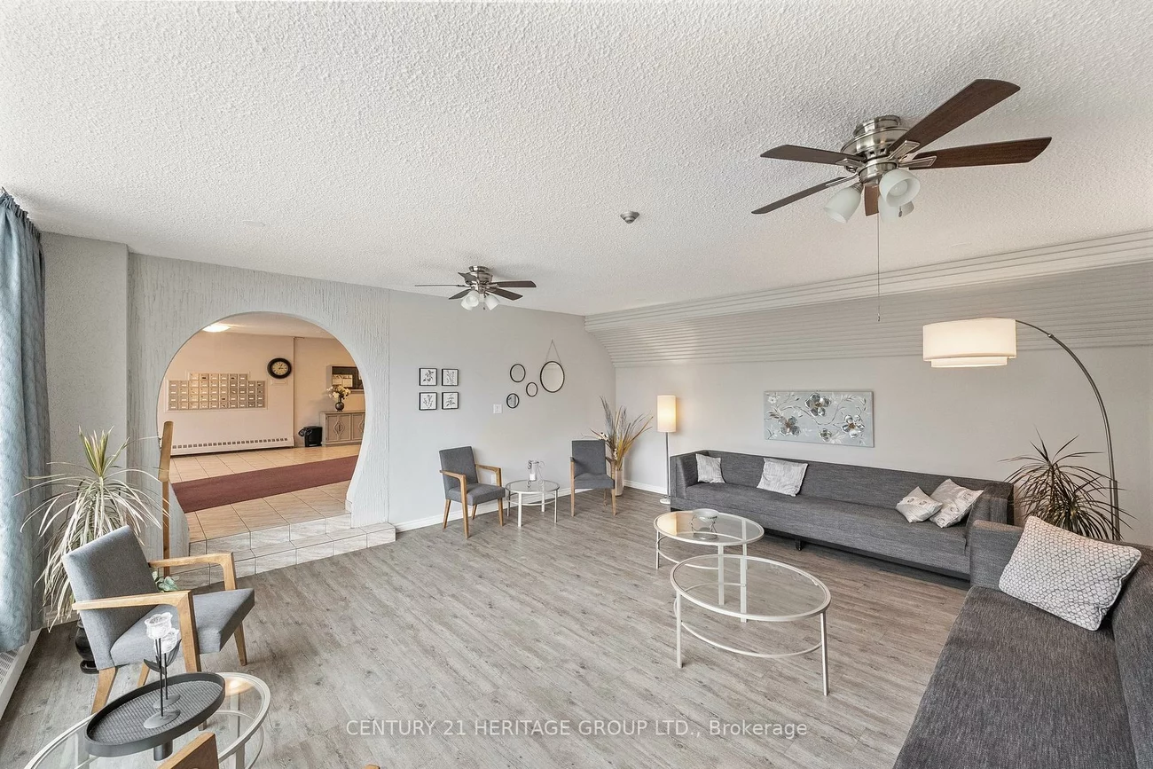 200, Holland, Bradford, Bradford West Gwillimbury