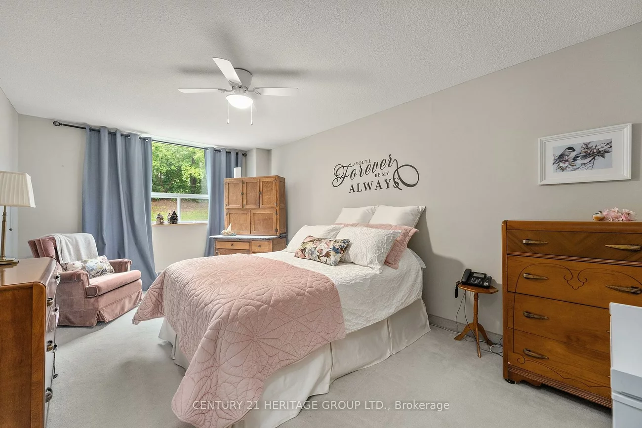 200, Holland, Bradford, Bradford West Gwillimbury