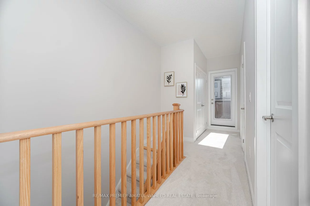220, Dissette, Bradford, Bradford West Gwillimbury
