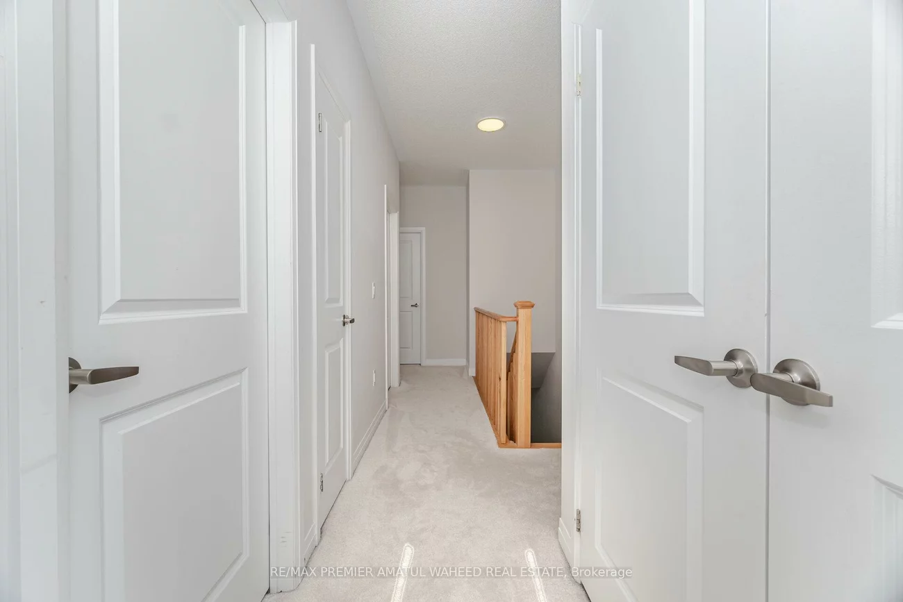 220, Dissette, Bradford, Bradford West Gwillimbury