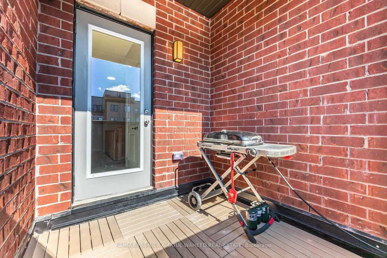 220, Dissette, Bradford, Bradford West Gwillimbury