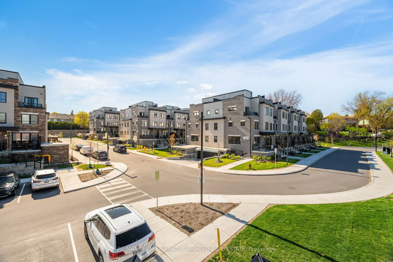 220, Dissette, Bradford, Bradford West Gwillimbury