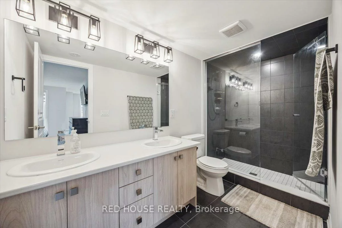 40, Baynes, Bradford, Bradford West Gwillimbury