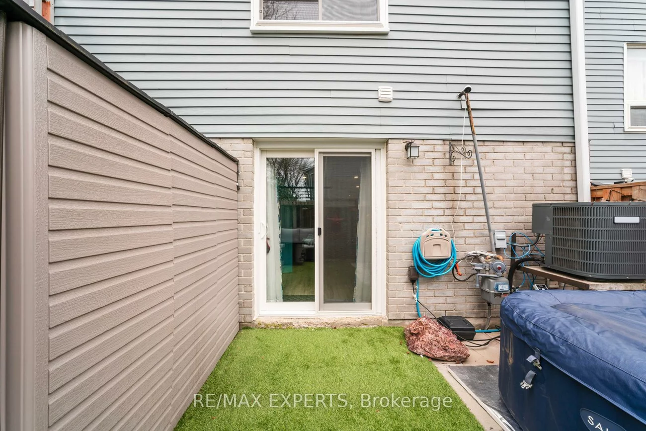 43, Harmony, Bradford, Bradford West Gwillimbury