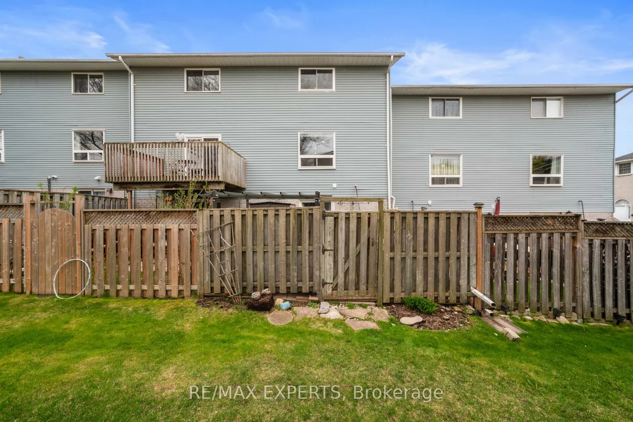 43, Harmony, Bradford, Bradford West Gwillimbury