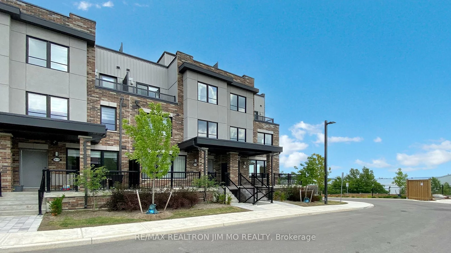 50, Baynes, Bradford, Bradford West Gwillimbury