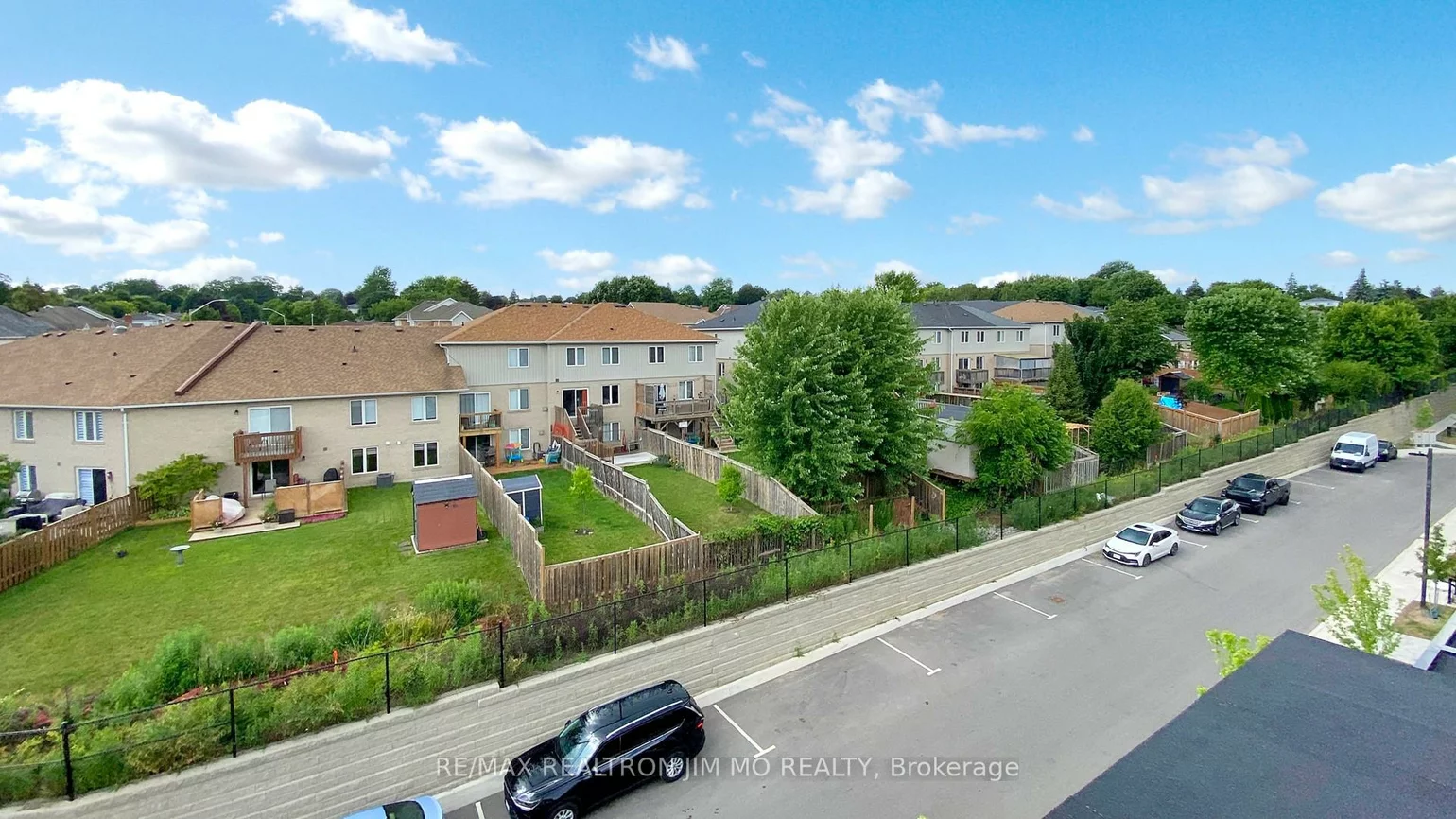 50, Baynes, Bradford, Bradford West Gwillimbury