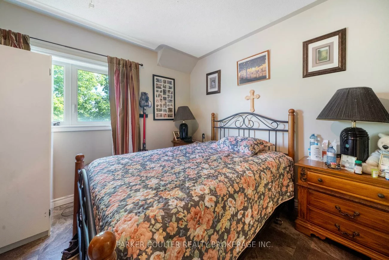 112, Simcoe, Bradford, Bradford West Gwillimbury