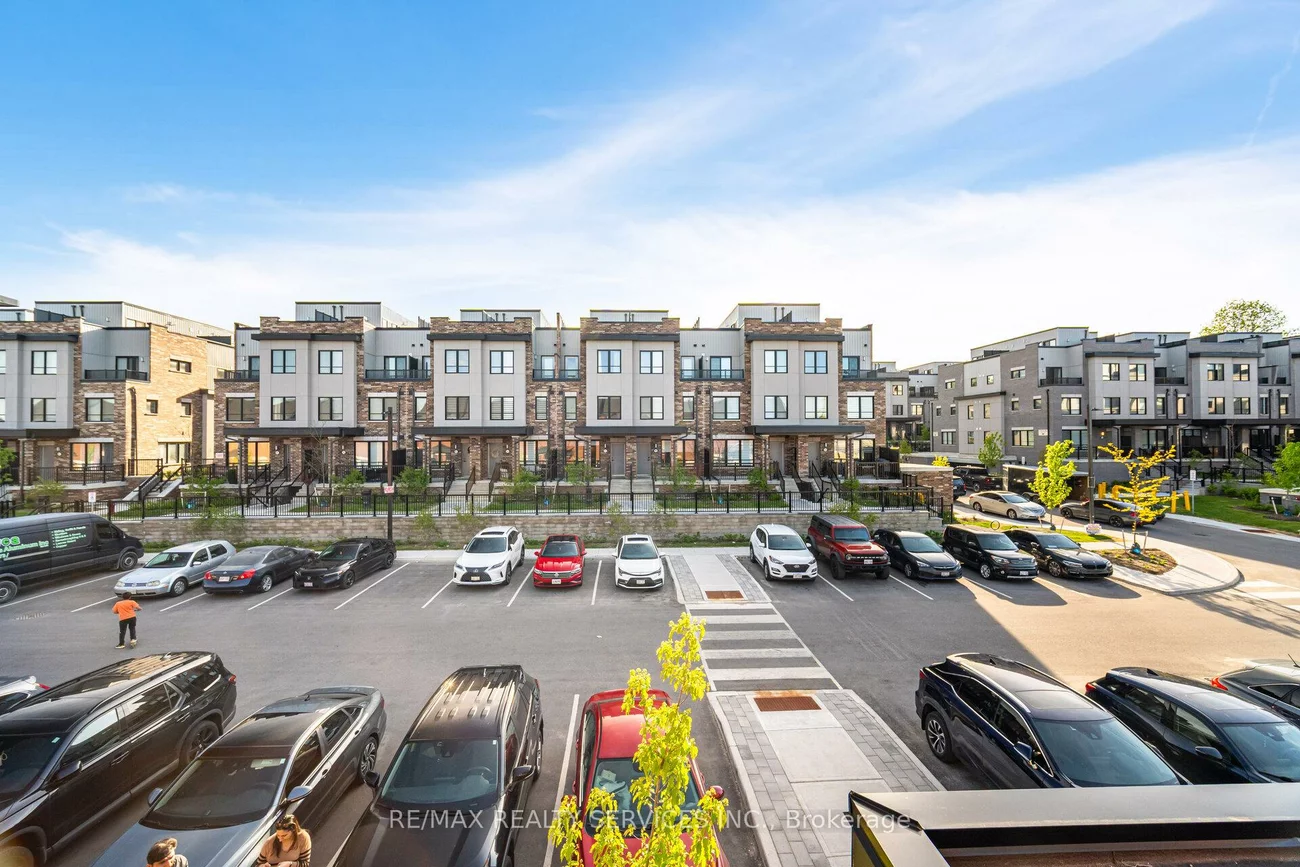 220, Dissette, Bradford, Bradford West Gwillimbury