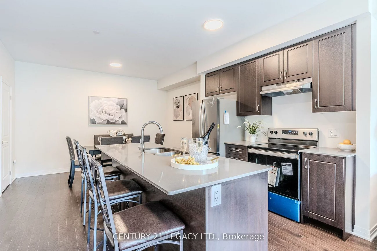 31, Baynes, Bradford, Bradford West Gwillimbury
