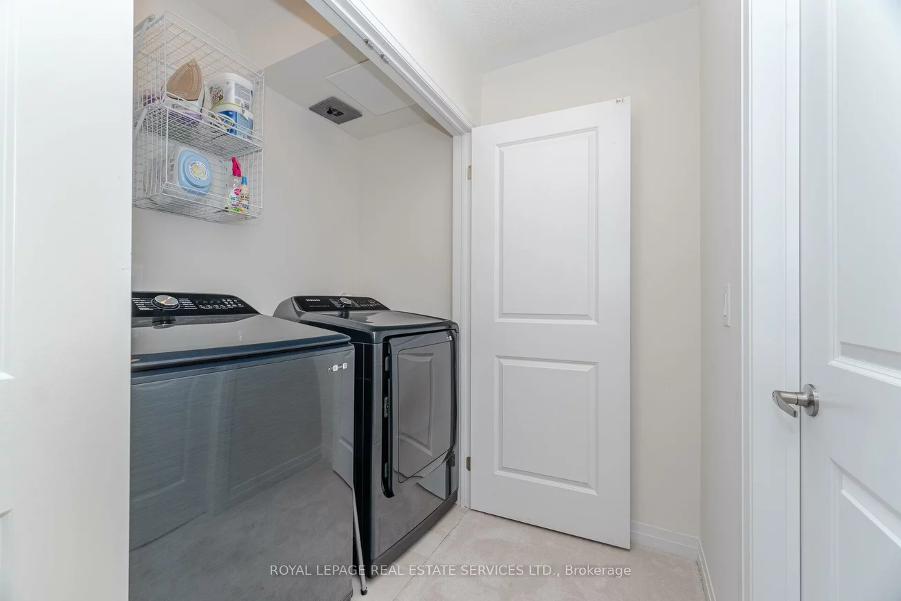 40, Baynes, Bradford, Bradford West Gwillimbury