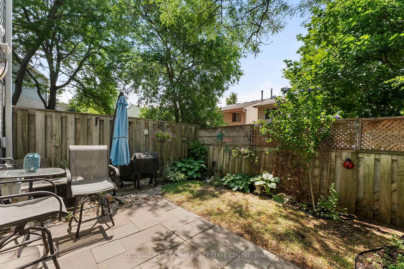 30, Harmony, Bradford, Bradford West Gwillimbury