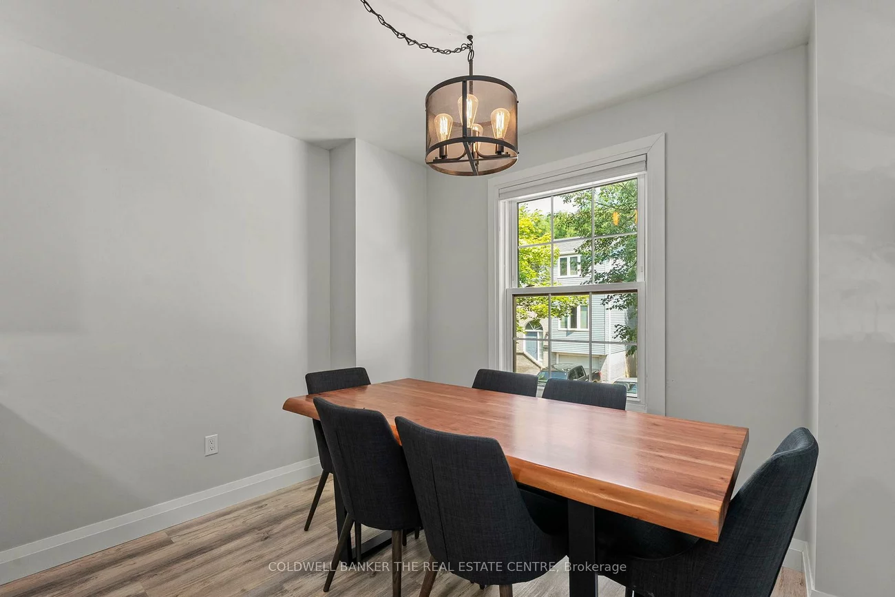30, Harmony, Bradford, Bradford West Gwillimbury