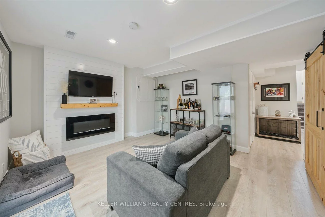 22, Harmony, Bradford, Bradford West Gwillimbury