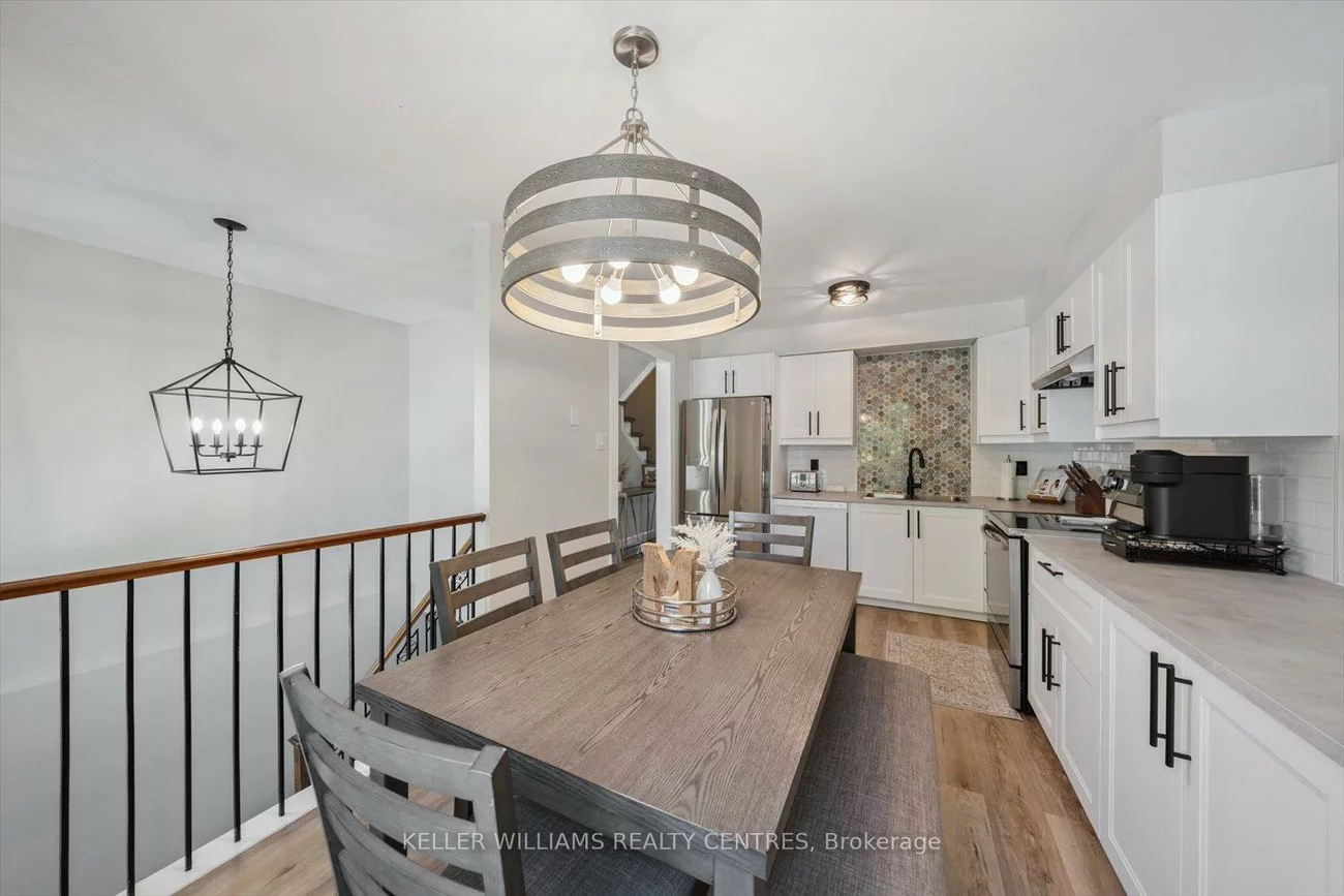 22, Harmony, Bradford, Bradford West Gwillimbury