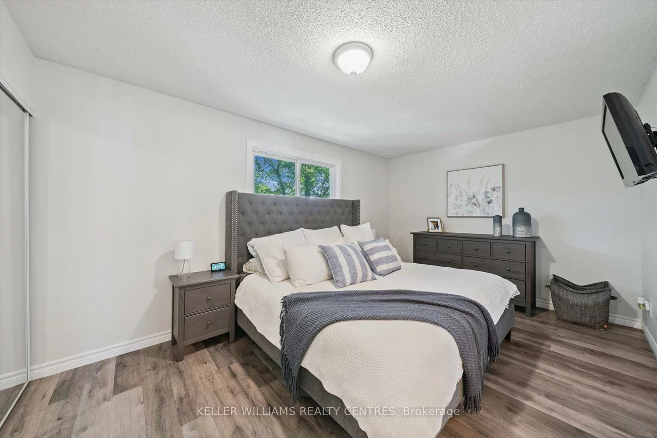22, Harmony, Bradford, Bradford West Gwillimbury